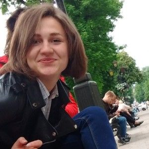 Meet your Posher, Lyra edwards